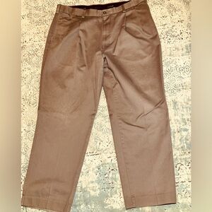 Men’s Savane Comfort Waist Chinos Dark khaki performance slacks Like New!